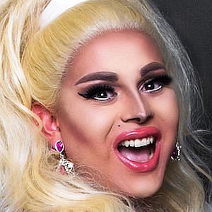 Age Of Jaymes Mansfield biography