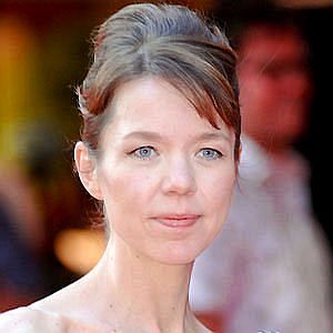 Age Of Anna Maxwell Martin biography
