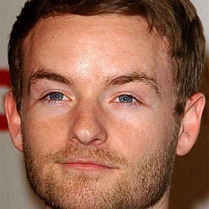 Age Of Christopher Masterson biography