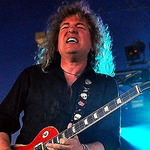 Age Of Dave Meniketti biography