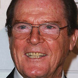 Age Of Roger Moore biography