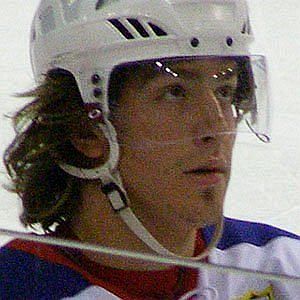 Age Of Peter Mueller biography