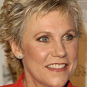 Age Of Anne Murray biography