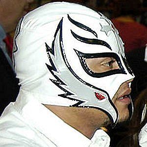 Age Of Rey Mysterio Jr. biography