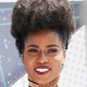 Age Of MzVee biography