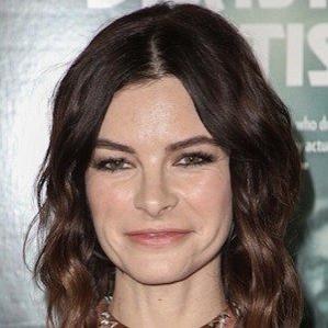 Age Of Kelly Oxford biography