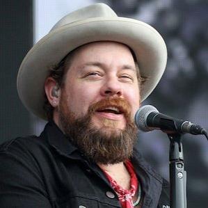 Age Of Nathaniel Rateliff biography