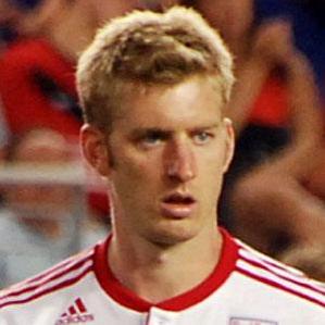 Age Of Tim Ream biography