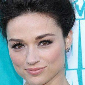Age Of Crystal Reed biography