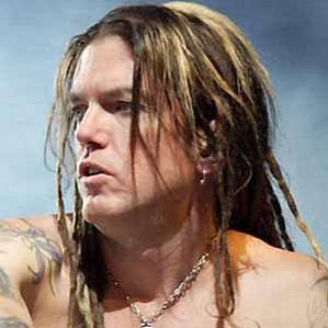 Age Of Dizzy Reed biography