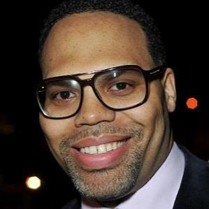 Age Of Eric Roberson biography