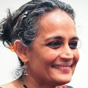 Age Of Arundhati Roy biography