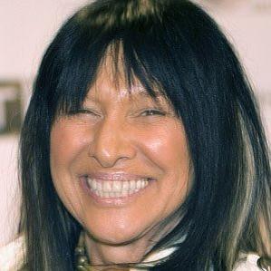 Buffy Sainte-Marie – Age, Bio, Personal Life, Family & Stats - CelebsAges