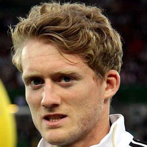 Age Of Andre Schurrle biography