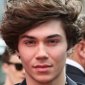 Age Of George Shelley biography