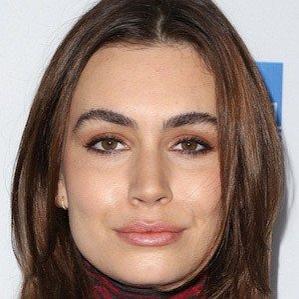 Age Of Sophie Simmons biography