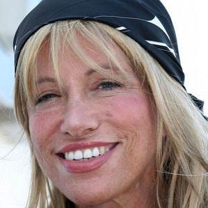 Age Of Carly Simon biography