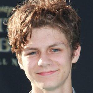 Age Of Ty Simpkins biography