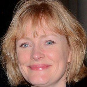 Age Of Claire Skinner biography