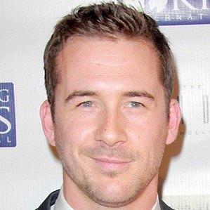 Age Of Barry Sloane biography