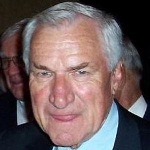 Age Of Dean Smith biography