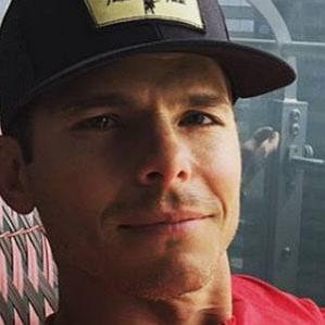 Age Of Granger Smith biography