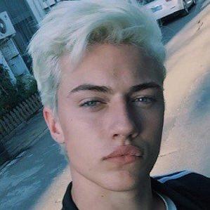 Age Of Lucky Blue Smith biography