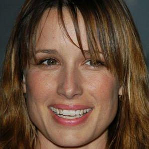 Age Of Shawnee Smith biography