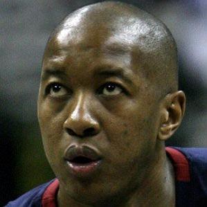 Age Of Eric Snow biography