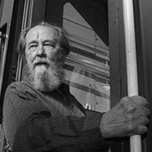 Aleksandr Solzhenitsyn bio