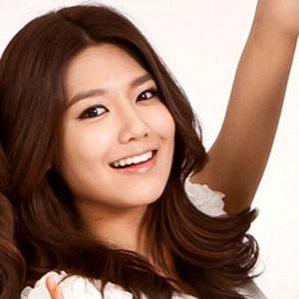Age Of Choi Sooyoung biography