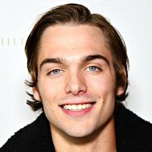 Age Of Dylan Sprayberry biography