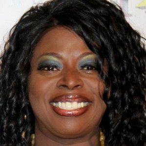 Age Of Angie Stone biography