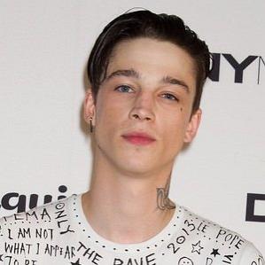 Age Of Ash Stymest biography
