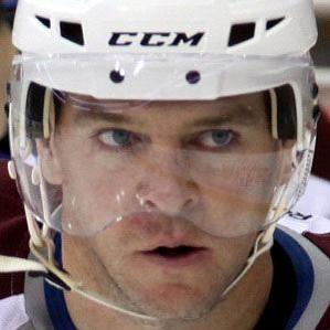 Age Of Alex Tanguay biography