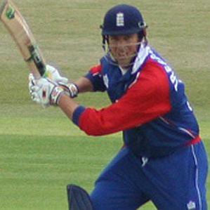 Age Of Marcus Trescothick biography