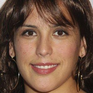 Age Of Angelica Vale biography