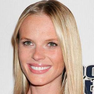 Age Of Anne Vyalitsyna biography