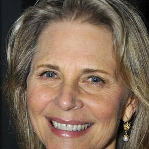 Age Of Lindsay Wagner biography