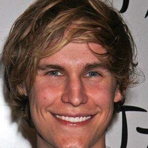 Age Of Rhys Wakefield biography