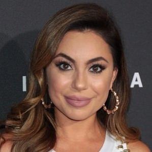 Age Of Uldouz Wallace biography