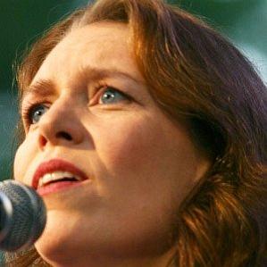 Age Of Gillian Welch biography