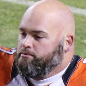 Age Of Andrew Whitworth biography