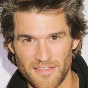 Age Of Johnny Whitworth biography
