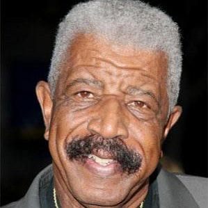 Age Of Hal Williams biography