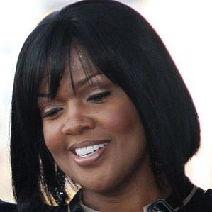 Age Of Cece Winans biography