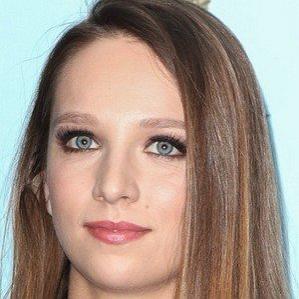 Age Of Molly Windsor biography