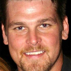 Age Of Kerry Wood biography