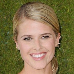 Age Of Sarah Wright biography