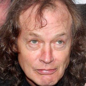 Age Of Angus Young biography